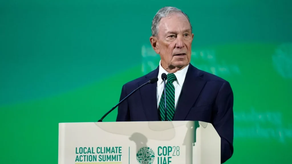 Billionaire Michael Bloomberg Funds UN Climate Efforts as Trump Exits Paris Agreement