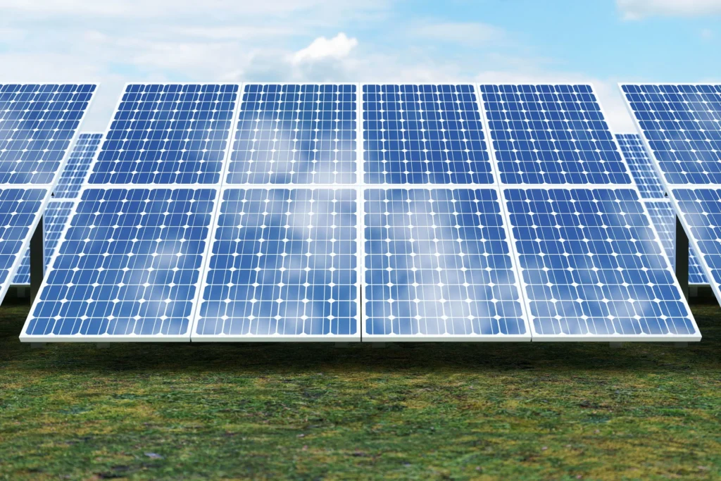 India's Solar Capacity Reaches New Heights with Record Growth and Falling Import Dependence