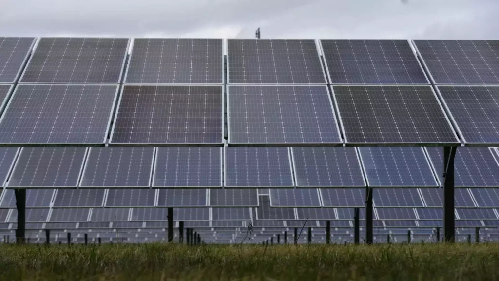 Maharashtra Approves 7,000 MW Solar Power Procurement for Sustainable Energy